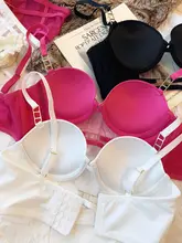 セクシーなフレンチスタイルのバルコネットブラセット【ワイヤー入り・レースデザイン・小さめバスト効果】