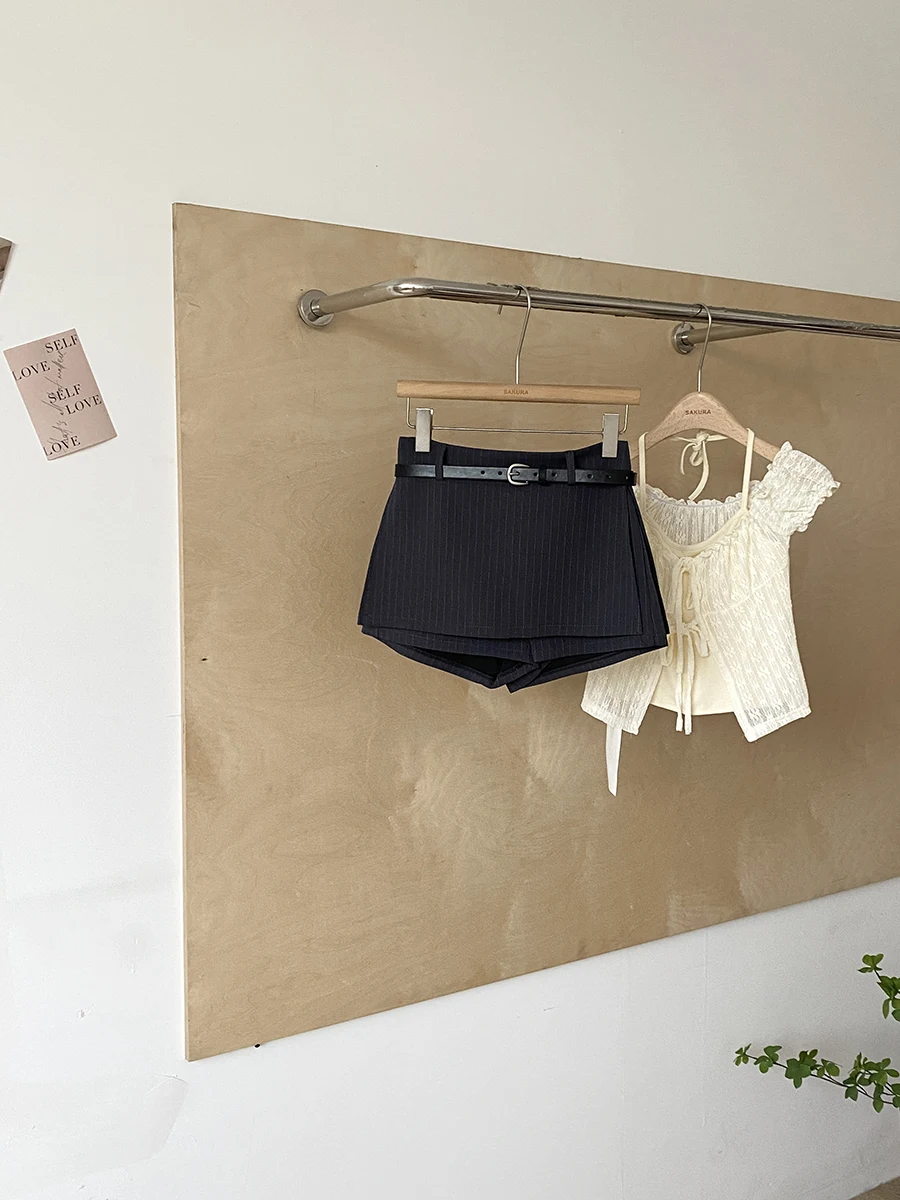 フレアパンツ ハイウエスト で失敗しない着こなしは？