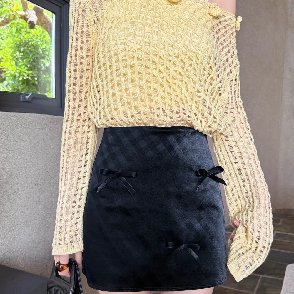 30代の女性が今、  着たい「カジュアルエレガンス」はこれ！？リボンデザインのハイウエストミニスカートで通勤スタイルをリニューアル