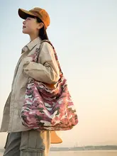 大容量キャンバスショルダーバッグ【アートなヒョウ柄・スタイル・斜め掛け対応】