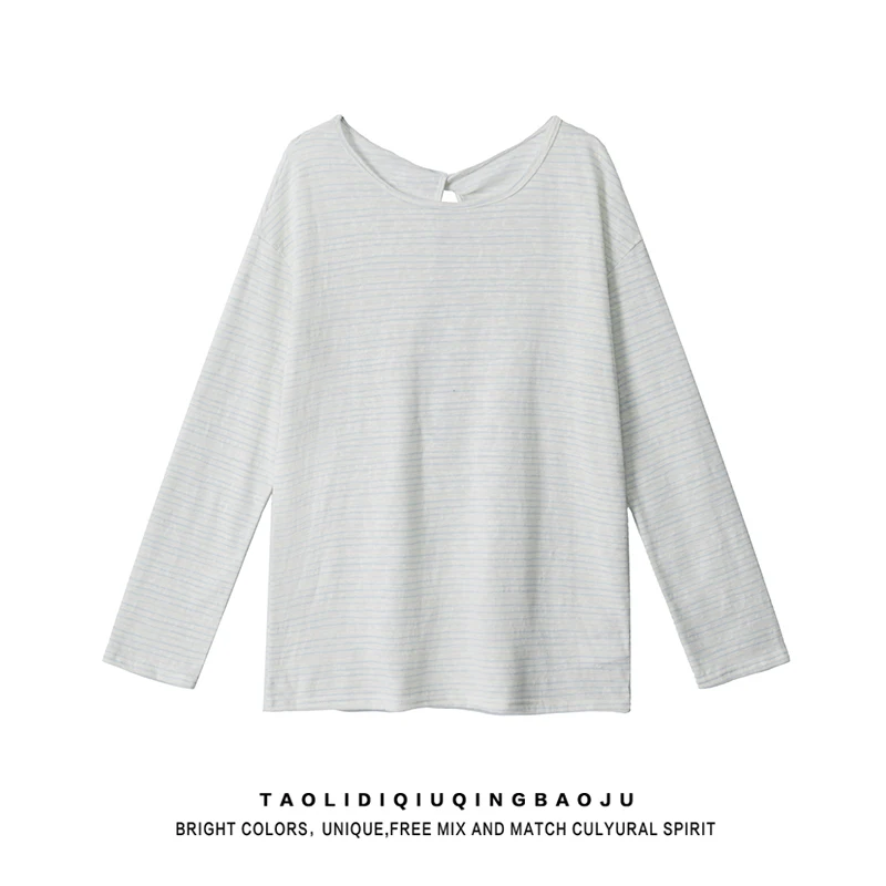 伸びるTシャツは本当に伸びるの？その仕組みと選び方を、実際の生活で体感してみた