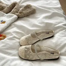 フラワー＆アリス！フレンチスタイルの柔らかいレディース平底透かしデザインサンダル【夏用・通気性・包頭型】