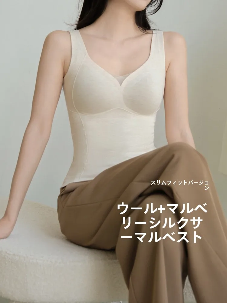 パーカーオンパーカーで冬の寒さに負けない、そんな着こなしは可能？