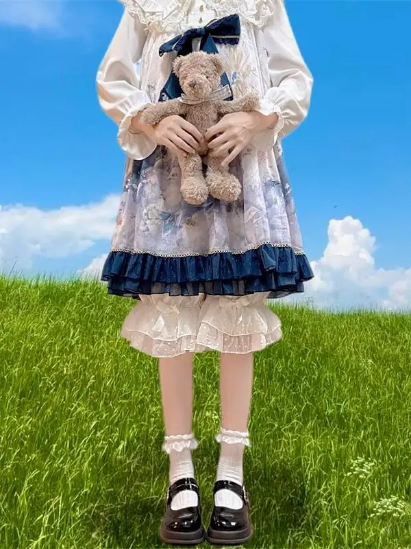ぽっちゃりギャルが選ぶ、日常に溶け込むロリータ風パンツは？