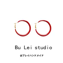 大きなレッドサークルイヤリング【ドロップグレーズ仕上げ・ノンホールピアス・本命年用】
