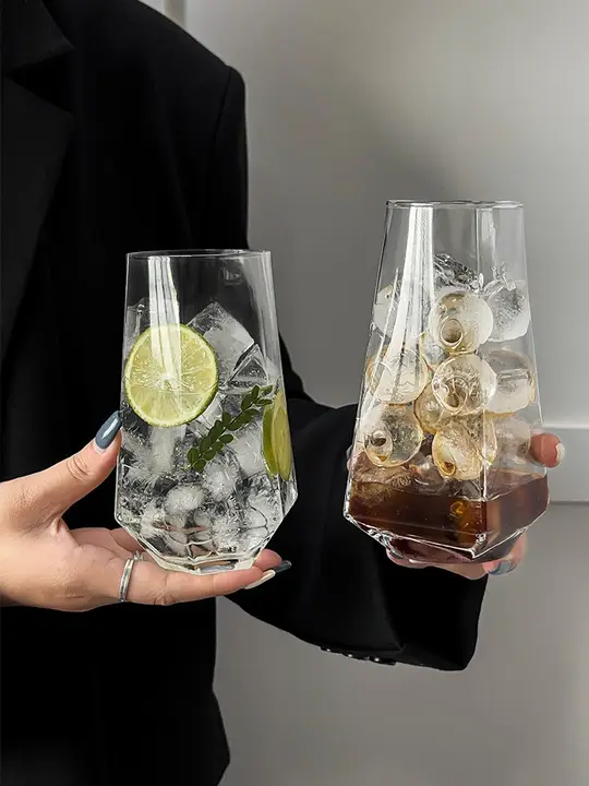 リーフ形ガラスカップ【フルーツティーや炭酸飲料用・冷たい飲み物に最適】