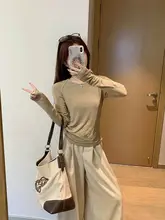 紫色 クルーネック レディース 長袖Tシャツ【フィット感のある伸縮性・インナータイプ】