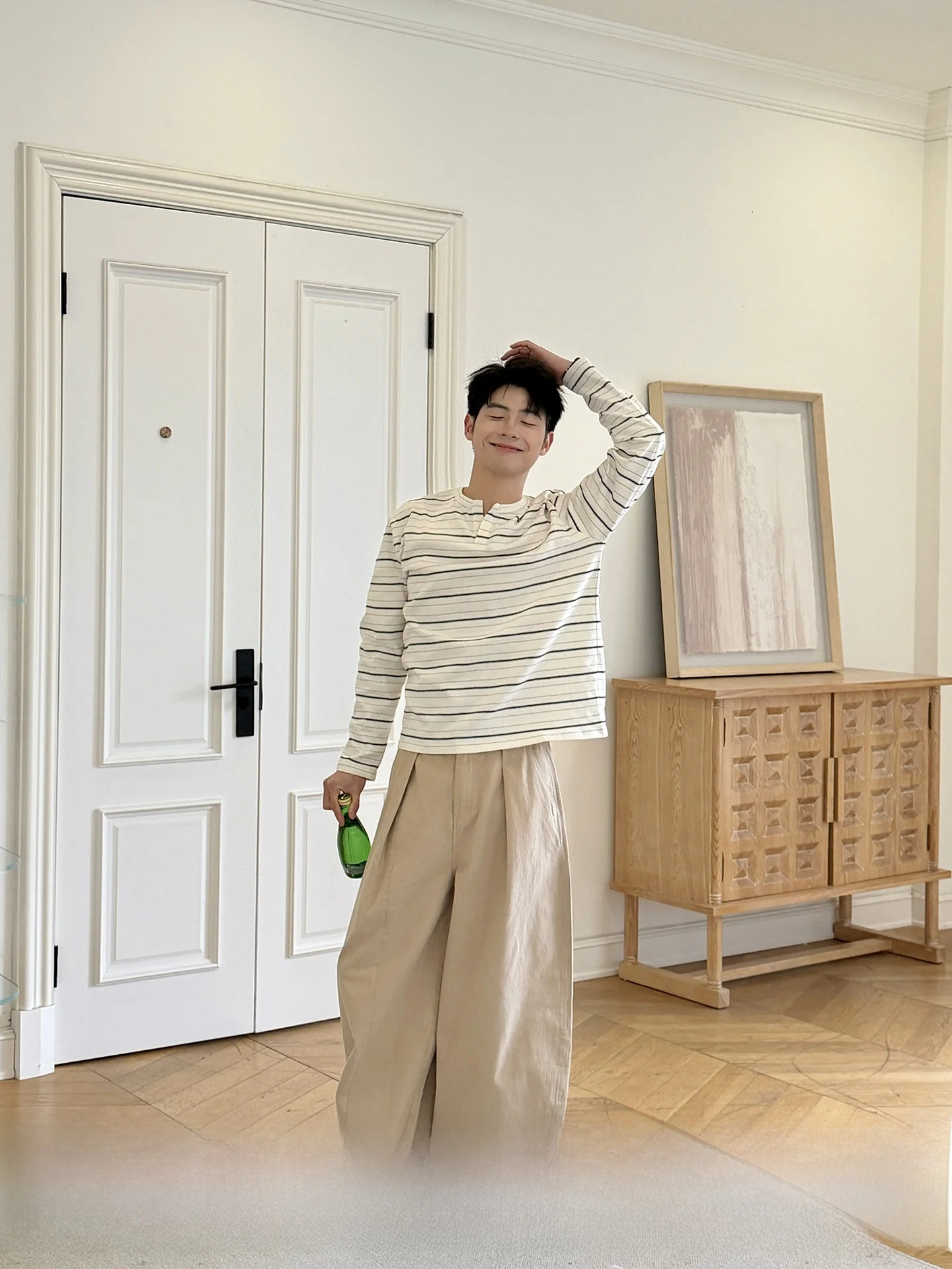 エッグパンツや水色パンツに悩むなら、春のカーキパンツでどう選ぶ？