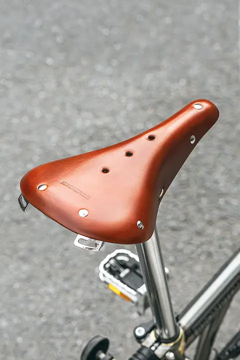 牛革製 折りたたみ自転車シート【クラシックデザイン・マウンテンバイク用・旅行用】