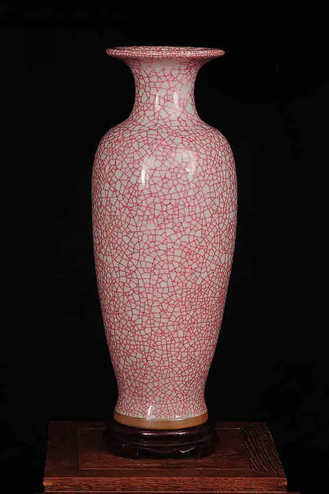 景徳鎮製 陶磁器 裂け目のある花瓶【インテリア・オフィス・書斎・装飾品】