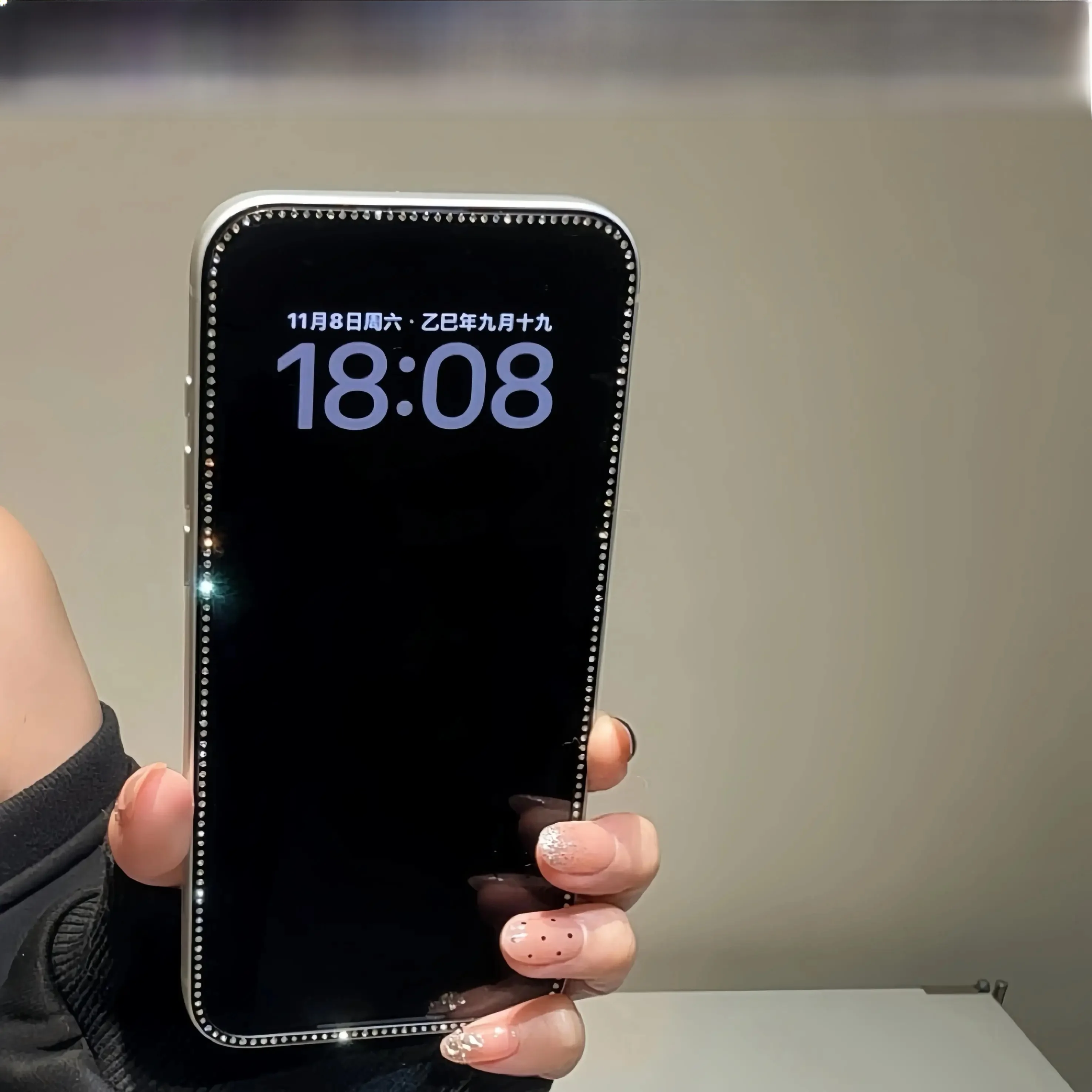 100均 スマホフィルム と ブランド製を比べて、本当に安いのがおすすめなの？