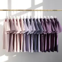 優しいモランディパープルのコットンTシャツ【重厚感のあるデザイン・透けにくい・半袖】