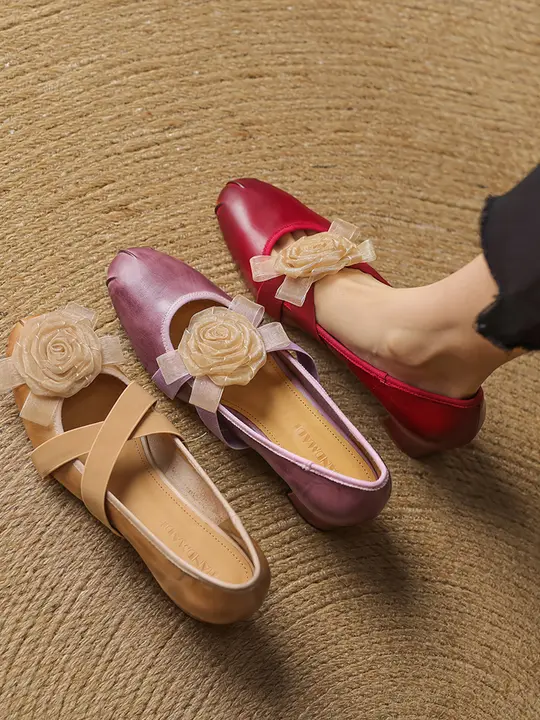 花柄デザインの真皮マリージェーンシューズ【中ヒール・紫色】
