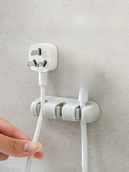 自粘式配線クリップ【穴あけ不要・電源コード用・壁面取り付け】