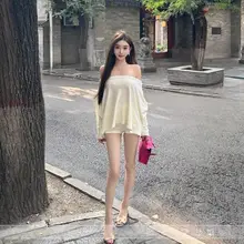 女性用 オフショルダー バットウィングスリーブニットトップス【秋冬・ルーズフィット・スリムデザイン】