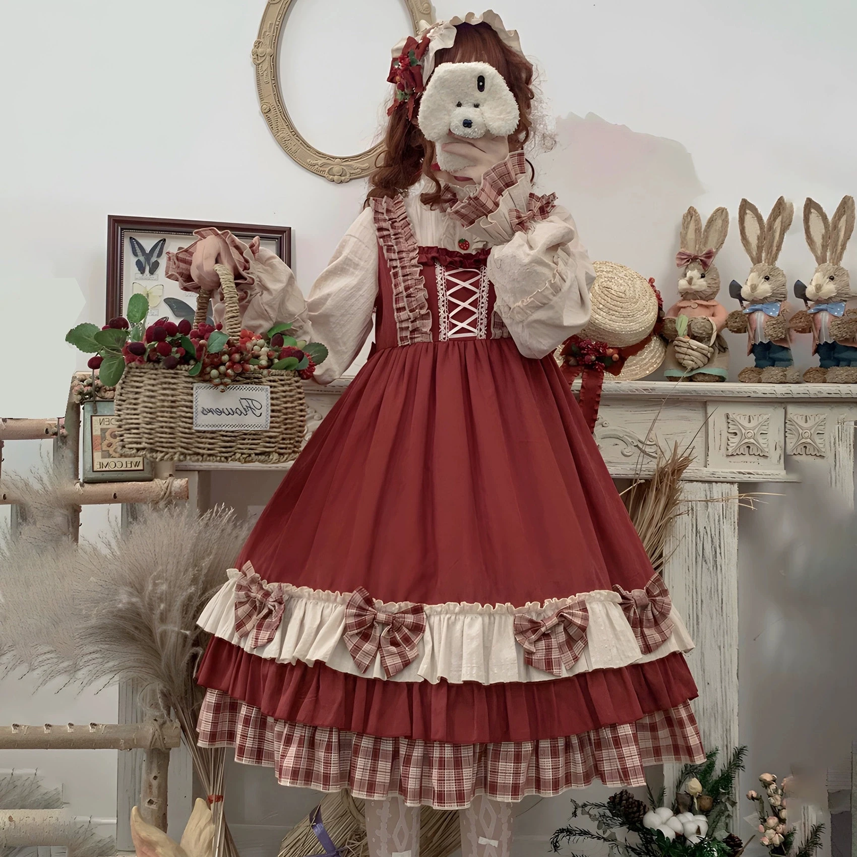 ロリータスタイルのベリー柄ワンピースは、どんなholiday服か？