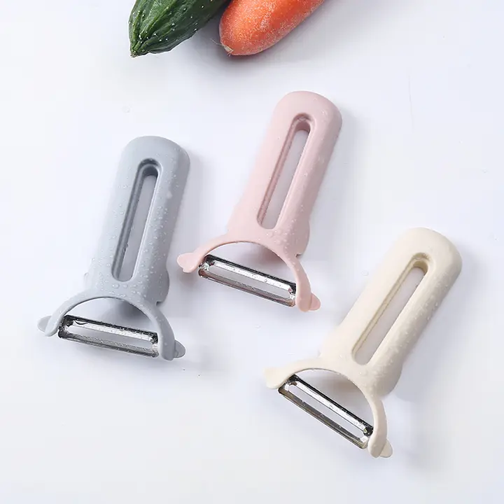 携帯用削皮器【多機能・キッチン用・野菜・果物用】