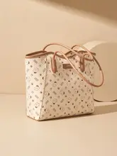 大容量トートバッグ【女性用・肩掛け・高級感ある通勤スタイル】