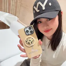 高級感あふれるスマートフォンケース【マグネットスタンド付き・iPhone対応】