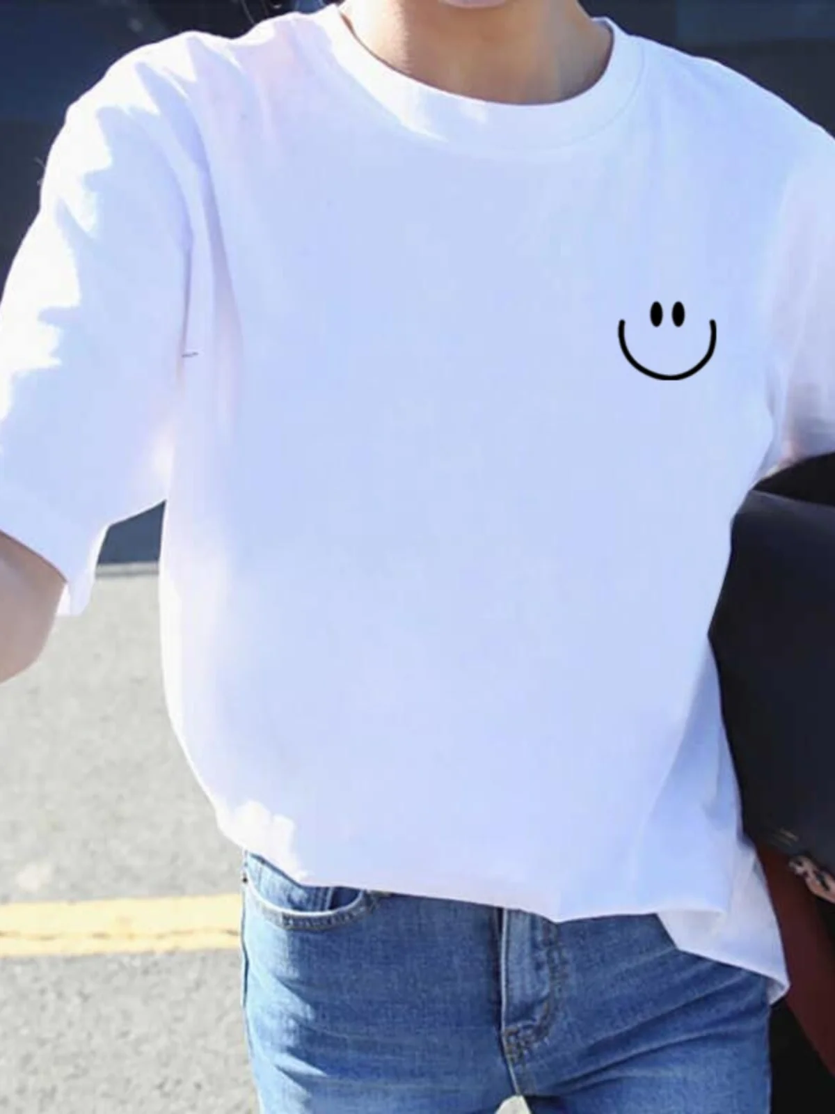 ゆるいtシャツの選び方とは？5選で日常から通勤まで自在に活用できる