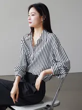 ストライプ柄の長袖シャツ【フィット・シンプルデザイン・カジュアル用】