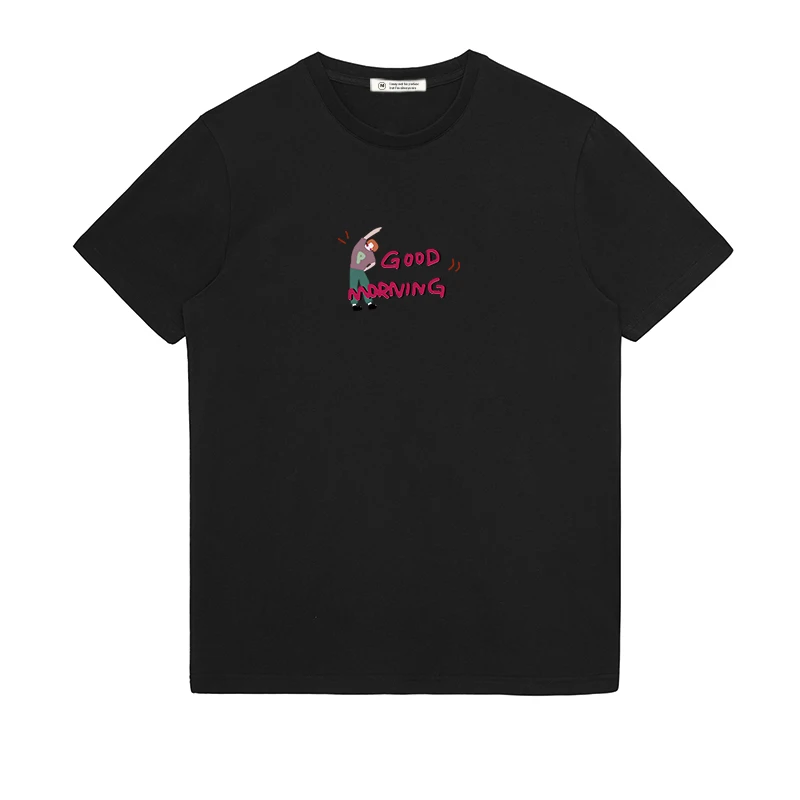 cropped t shirt は本当に夏に着るべきなのか？その理由と、今人気のデザインの選び方