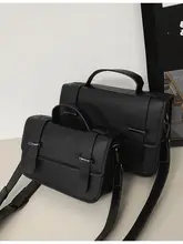洗練されたデザインのメンズショルダーバッグ【トレンド感のあるフラップ付き・ボックス型・斜め掛けスタイル】