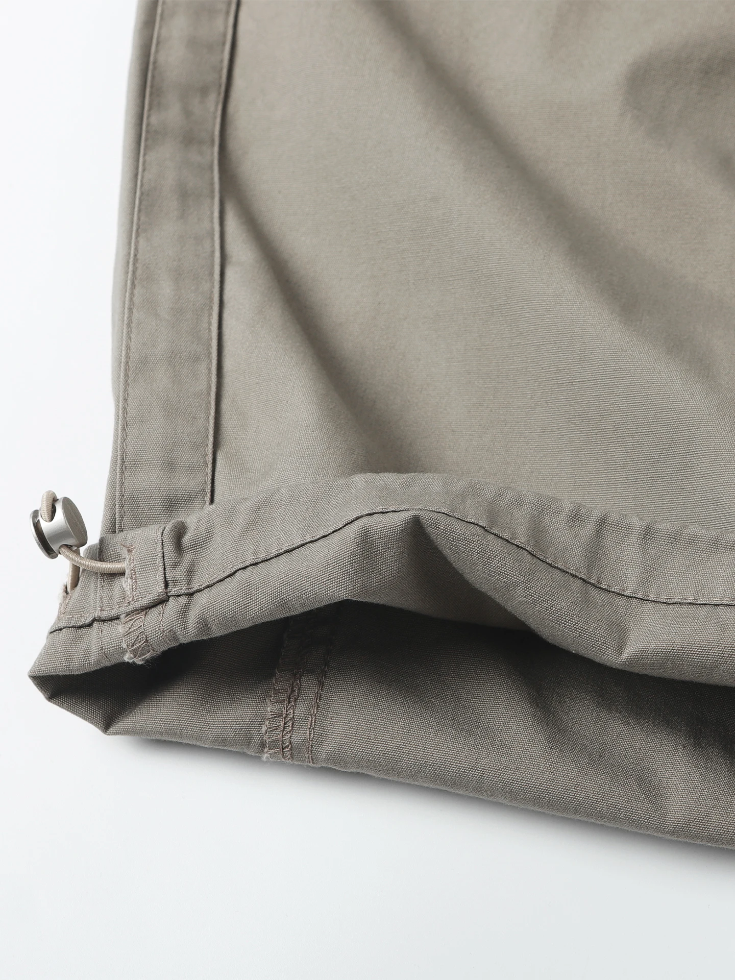 パンツ そのまま 洗濯機 にかけるのは安全か？工装風コットンパンツの実際の洗濯性能と注意点