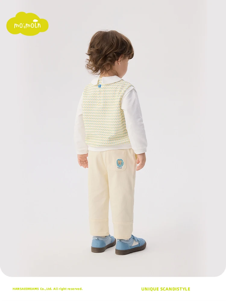 男の子用長袖Tシャツ：春に最適な重ね着風ポロ襟デザインの実用性と機能性