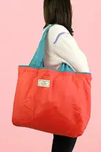スタイリッシュな防水ナイロン製折りたたみショッピングバッグ【大容量・買い物用・持ち運び便利】