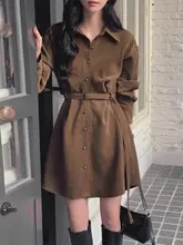 レトロな雰囲気！カラー無地の小さなボタン付き襟付きワンピース【ウエストマーク・Aライン・短め丈】