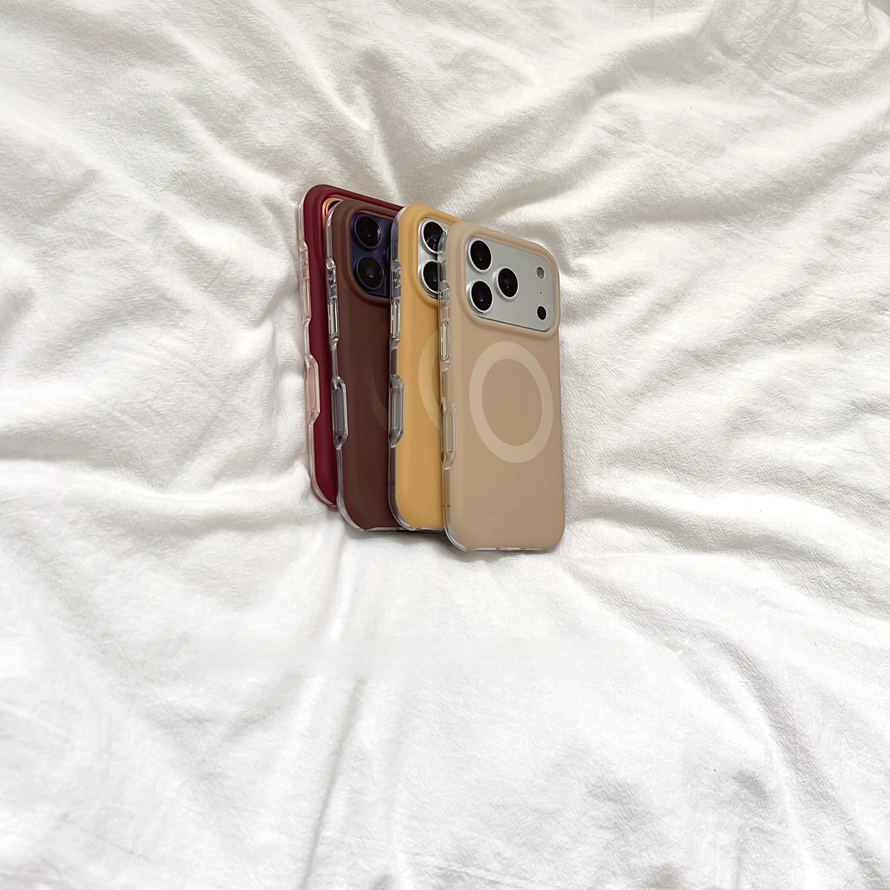 マグネット式スマホケース Sherry/雪莉：iPhone 16シリーズに最適なインスタ風デザインと5G対応の実用性