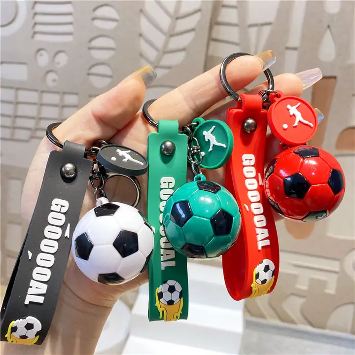 サッカーボール型キーホルダー【スポーツイベント・記念品・カップルギフト】
