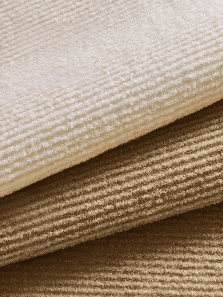 2畳カーペット正方形サイズ：30×30cmの実用性と設置ガイド