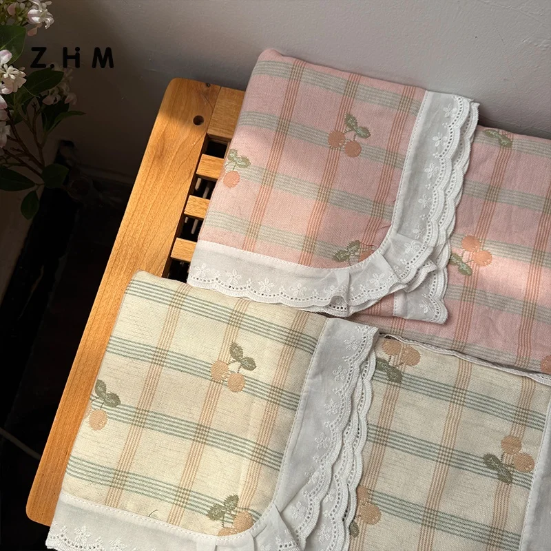 花柄デザインのコットン製枕カバー：シーズン問わず快適な睡眠環境を実現