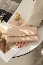 スタイリッシュな女性用大容量財布【実用型・手持ち可能・ギフトに最適】