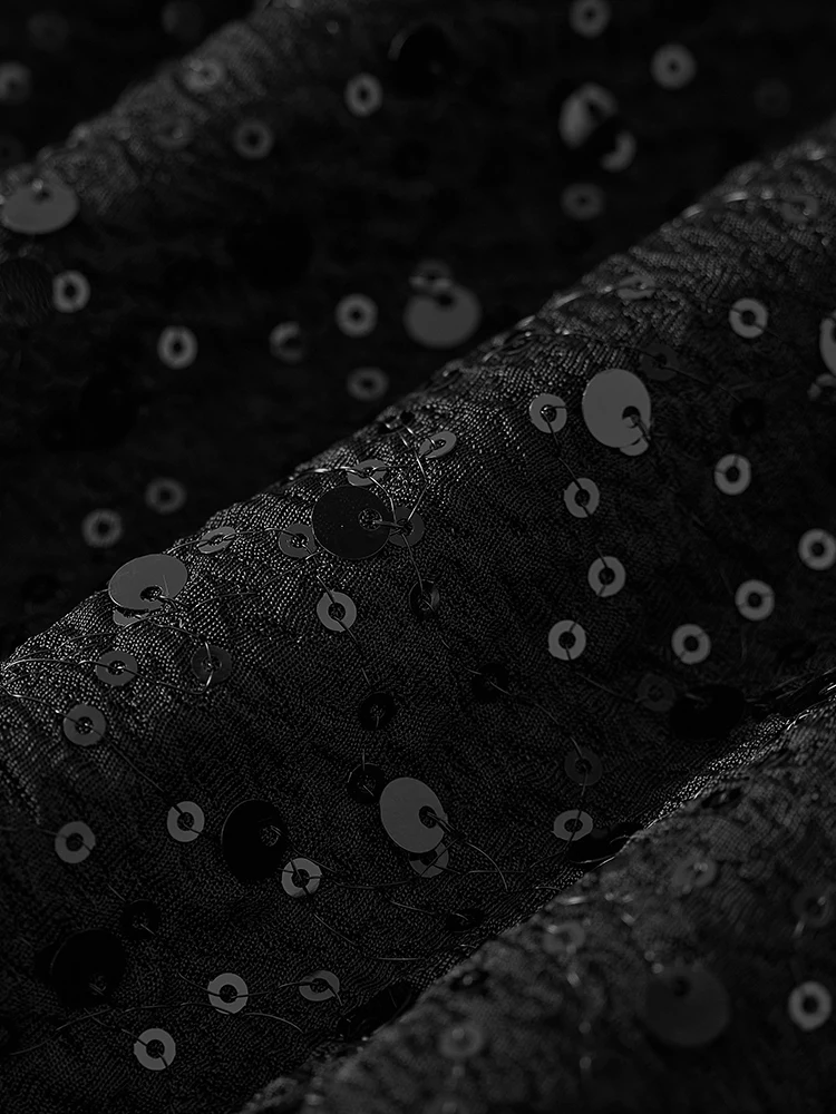 メンズ ノーカラージャケットは、本当に必要なのか？