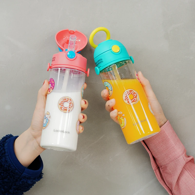 こぼれないコップ 子供用 ドーナツストロー杯の実用性と選定基準