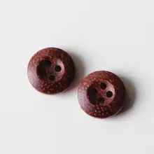 紅茶色の木製中心に磨き仕上げのボタン【十一ミリ・英国風】