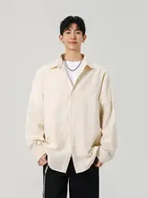 シンプルなデザインの長袖シャツ【カジュアル・メンズ・春秋用】