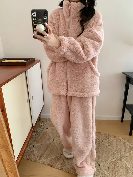 冬用 フリース 加厚 パジャマ【女性用・暖かい・2ピース・ルームウエア・外出可能】（セットアップ対応）