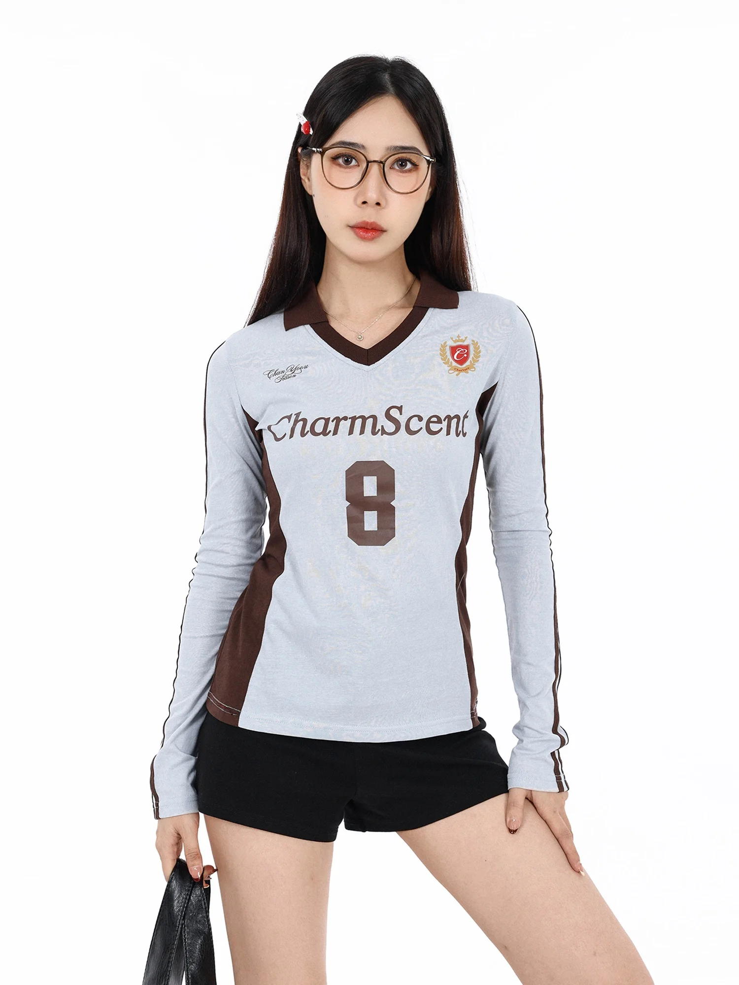 女子野球ユニフォームを選ぶときに迷うのは、本当に「デザイン」なのか？