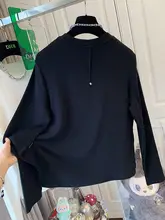 ストレートショルダーの加絨長袖Tシャツ【冬用・黒・白・灰色・レディース】