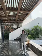 高腰九分丈スーツパンツ【女性用・スリムフィット・ストレートデザイン】