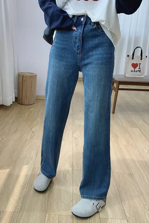 ハイウエストスリムフィットワイドレッグパンツ【秋用・デニム・ゆったりストレート】