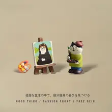 創作中の猫のフィギュア【可愛いデザイン・デスクアクセサリー】