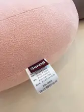 耳元にフィットする柔らかいクッション【シンプルデザイン・安心感・用】