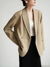 洗練されたデザイン！通勤に最適なミニマル感覚のジャケット【春用・女性用・フィット】