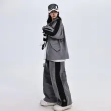 草木灰色のスエード風保温スキーウェア【男女兼用・秋冬用・滑りやすさアップ】（セットアップ対応）