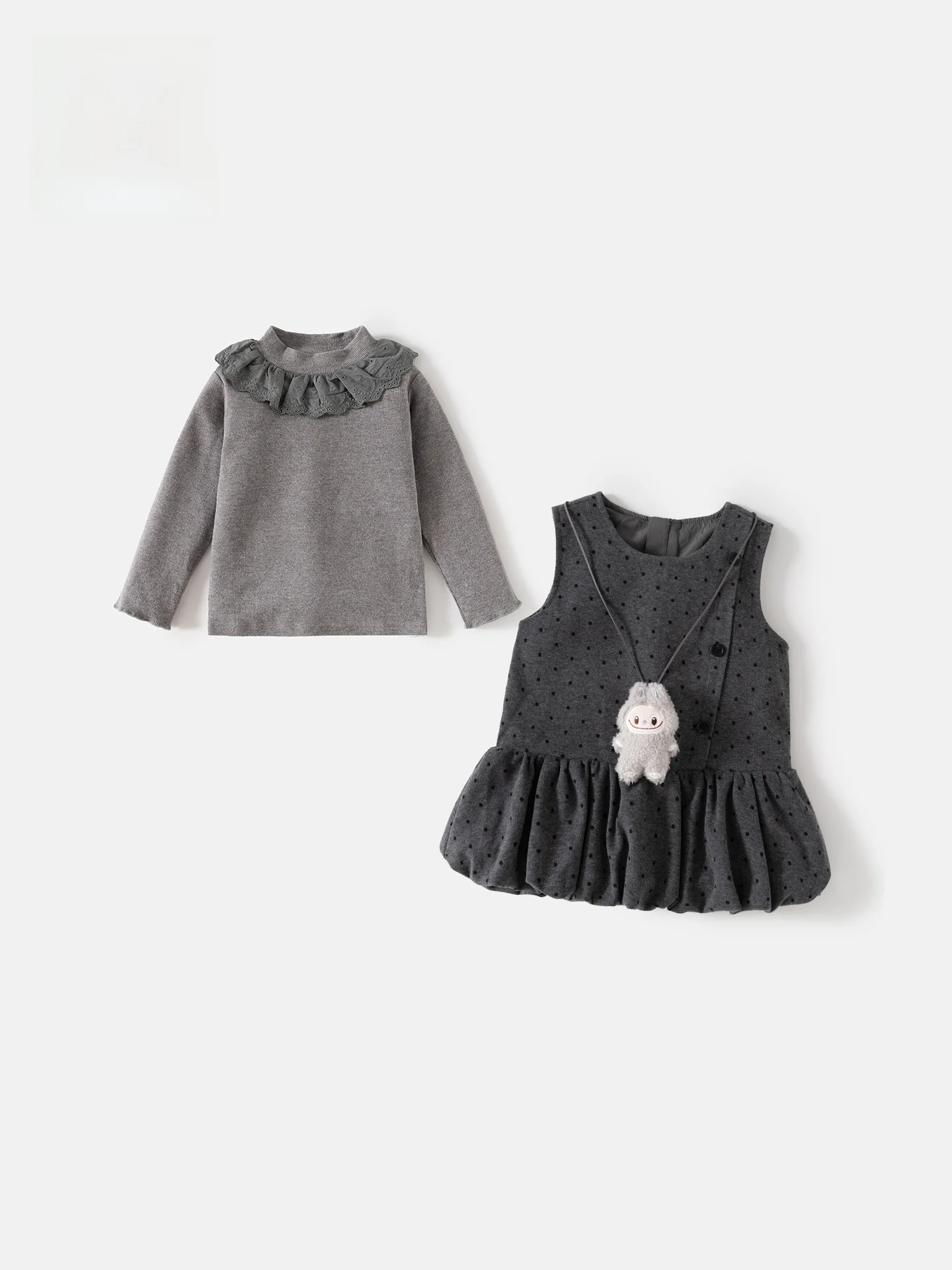1歳誕生日の祖父母に贈る服は、どんなスタイルがおすすめですか？